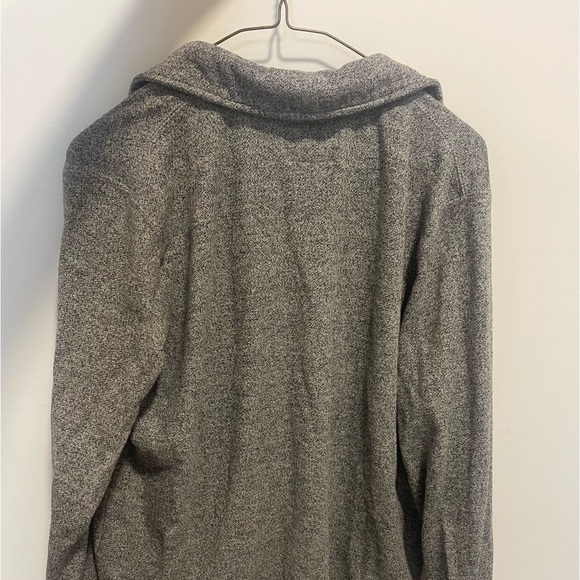 ROOTS quarter zip, white roots logo. worn a couple times, yet perfect condition. - Picture 4 of 4